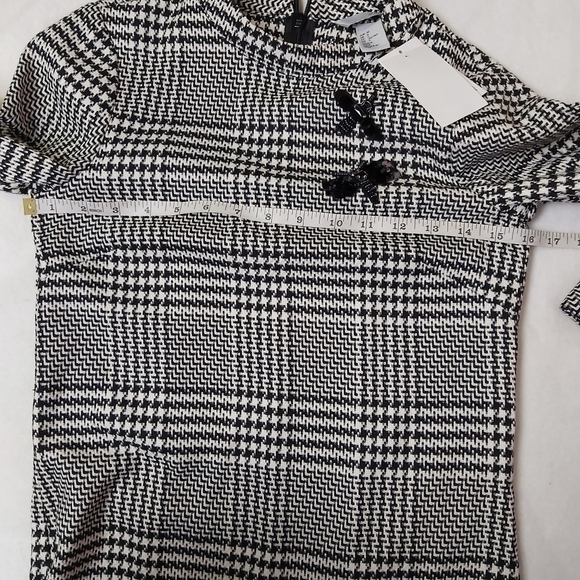 𝅺h&m Dress with Stand-up Collar - Picture 13 of 13